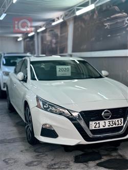 نيسان ألتيما